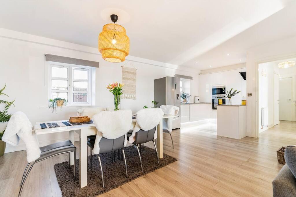 Stunning Ground Floor Marina * Hartlepool